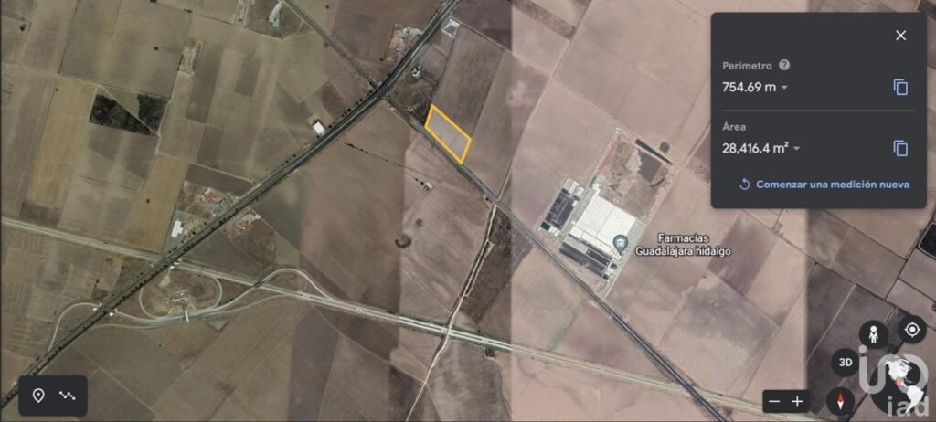 TERRENO A PIE DE CARRETERA A 20 MINUTOS DE PACHUCA