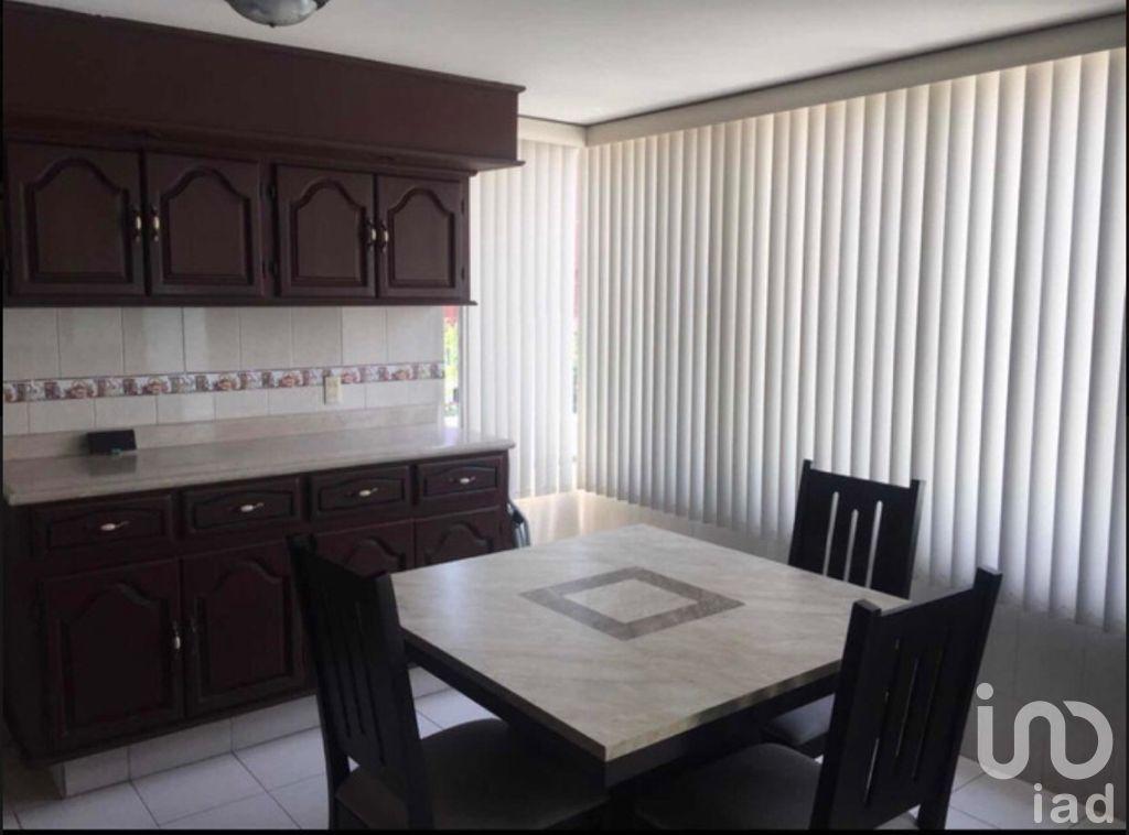 Se vende casa en exclusiva Privada los Ángeles, colonia Periodistas, en Pachuca, Hidalgo.
