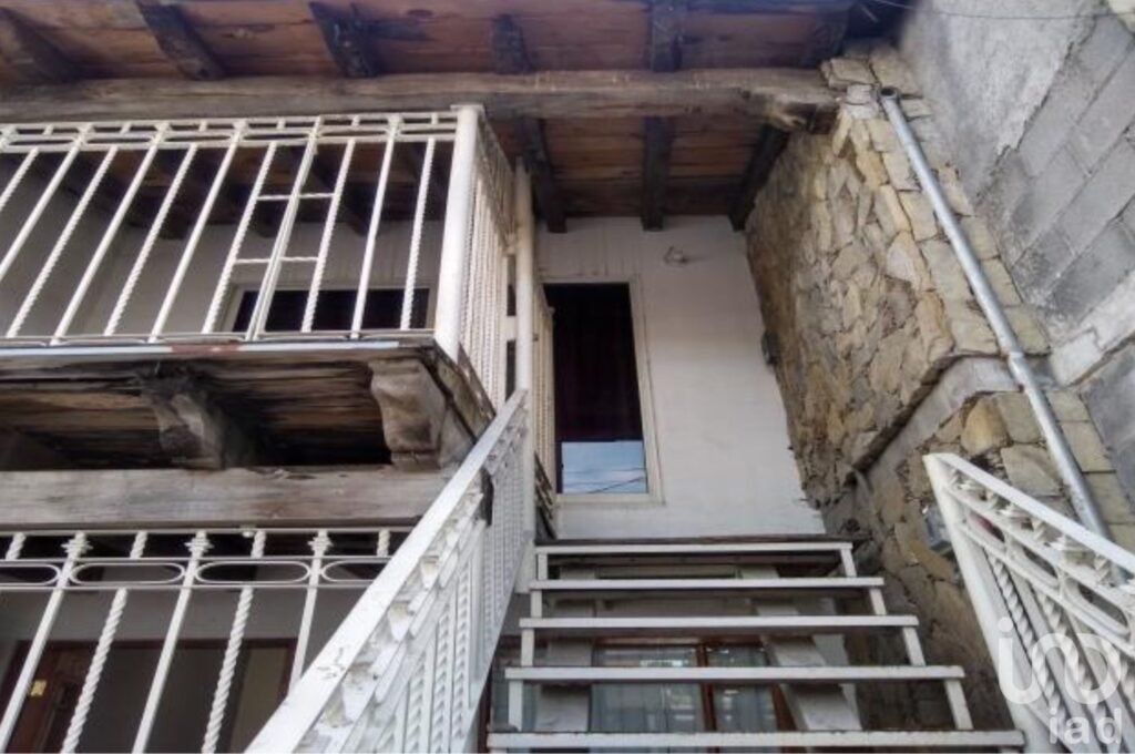 Casa en Venta con espacio para negocio en venta en Guadalupe, Nuevo León