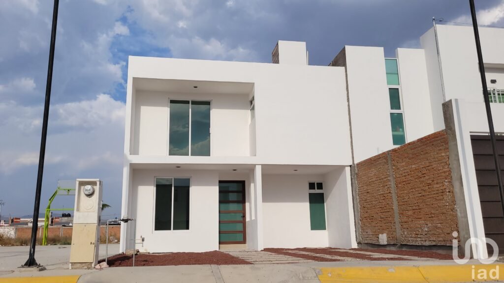 Se vende casa nueva en fracc "Rinconadas del Venado II " en Pachuca, Hidalgo