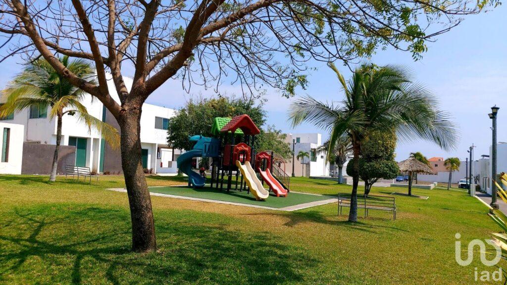 Casa en VENTA en Lomas Residencial, Riviera Veracruzana, Alvarado, Ver.