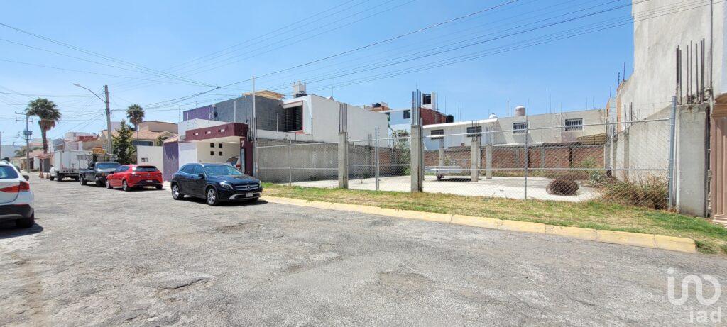 Se vende terreno en la sexta sección de San Javier en Pachuca, Hidalgo.