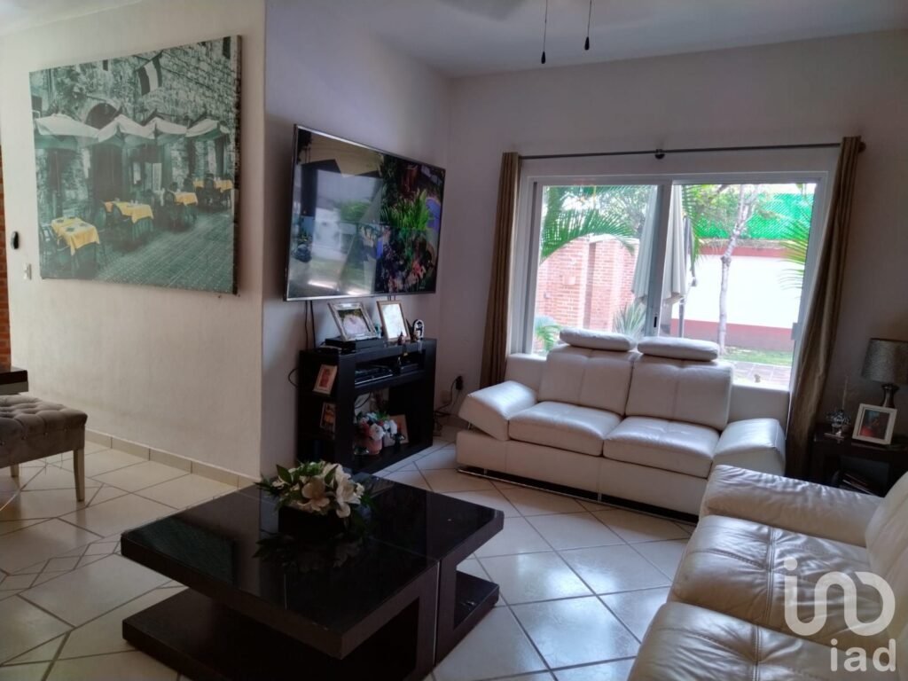 CASA EN RENTA EN JIUTEPEC MORELOS