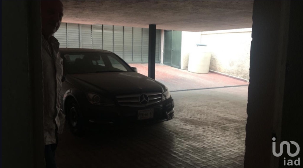 CASA PARA REMODELAR EN VENTA EN BOSQUE DE LAS LOMAS, MIGUEL HIDALGO