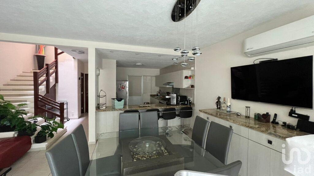 Casa en venta en zona Diamante Acapulco, Guerrero