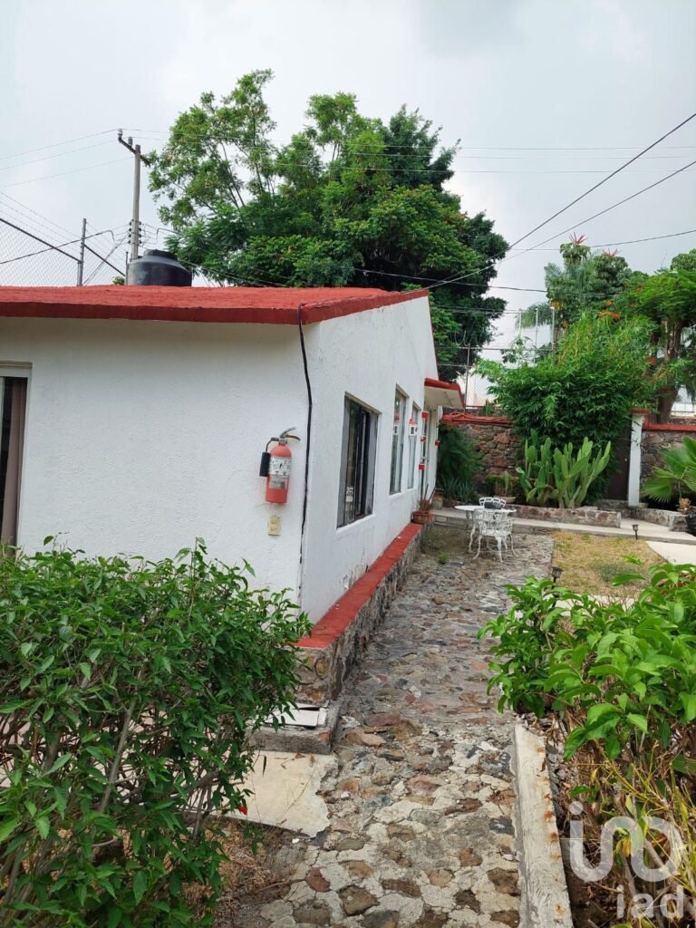 CASA EN VENTA, EN FRACCIONAMIENTO, TEMOACHAN, JIUTEPEC, MORELOS