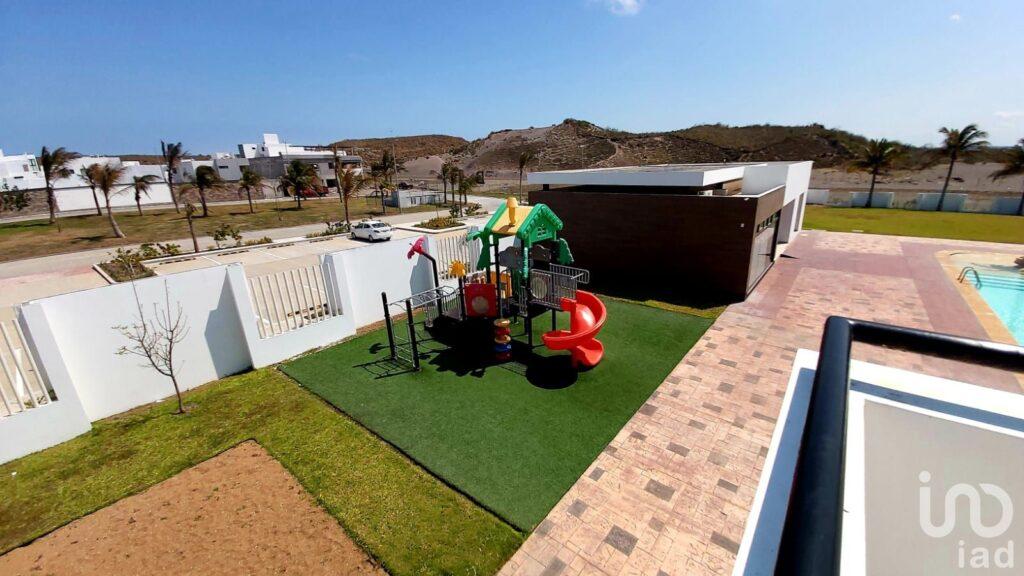 Casa en PRE VENTA en Lomas De La Rioja II, Riviera Veracruzana, Alvarado, Ver.