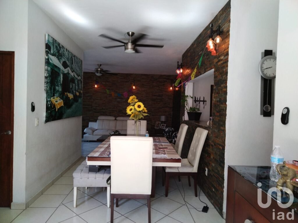 CASA EN RENTA EN JIUTEPEC MORELOS