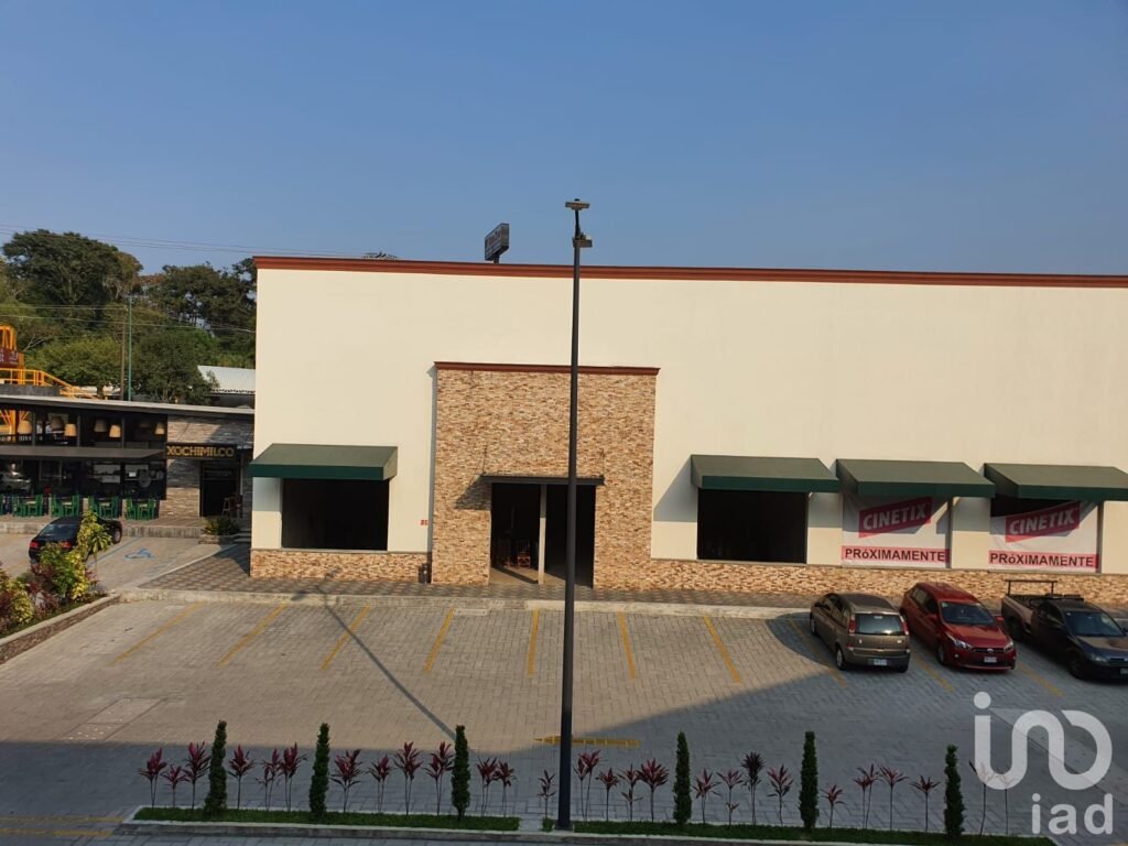 Renta de local para Restaurante Planta Alta de 160m2 con terraza en Plaza Orquídeas Coatepec, Ver.