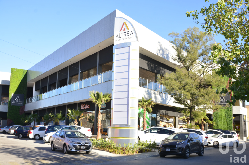 Locales comerciales nivel 2 Plaza Altrea desde 21 m2 a 109  m2