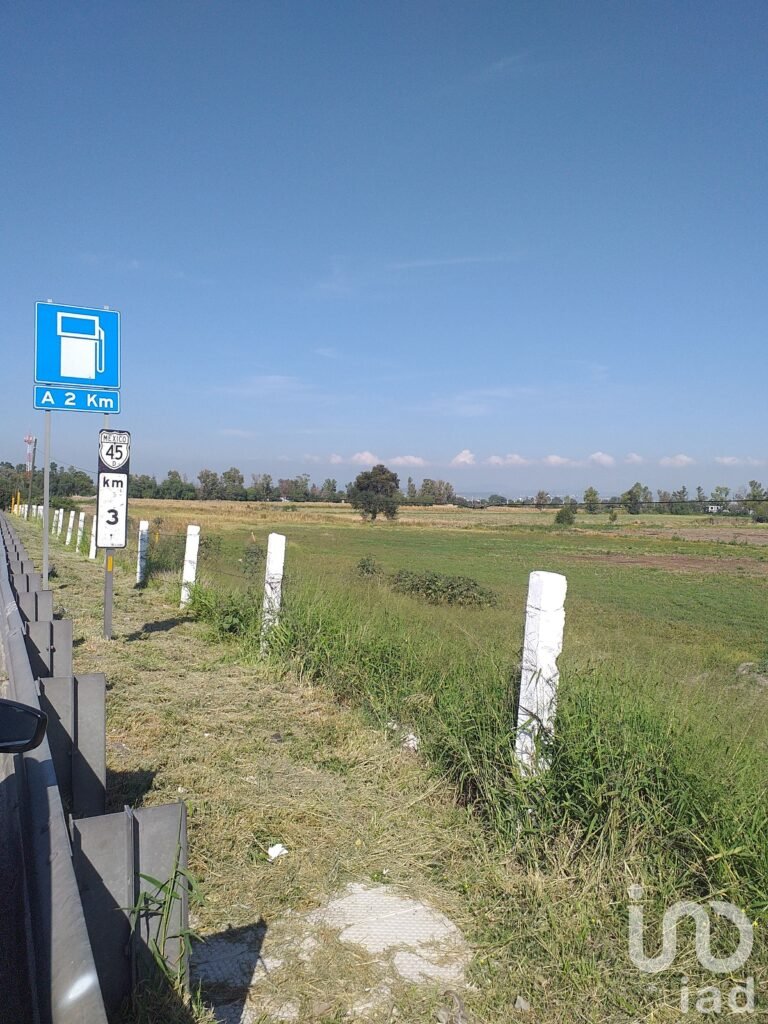 Terreno en venta sobre carretera cuota a Celaya, Corregidora, Querétaro