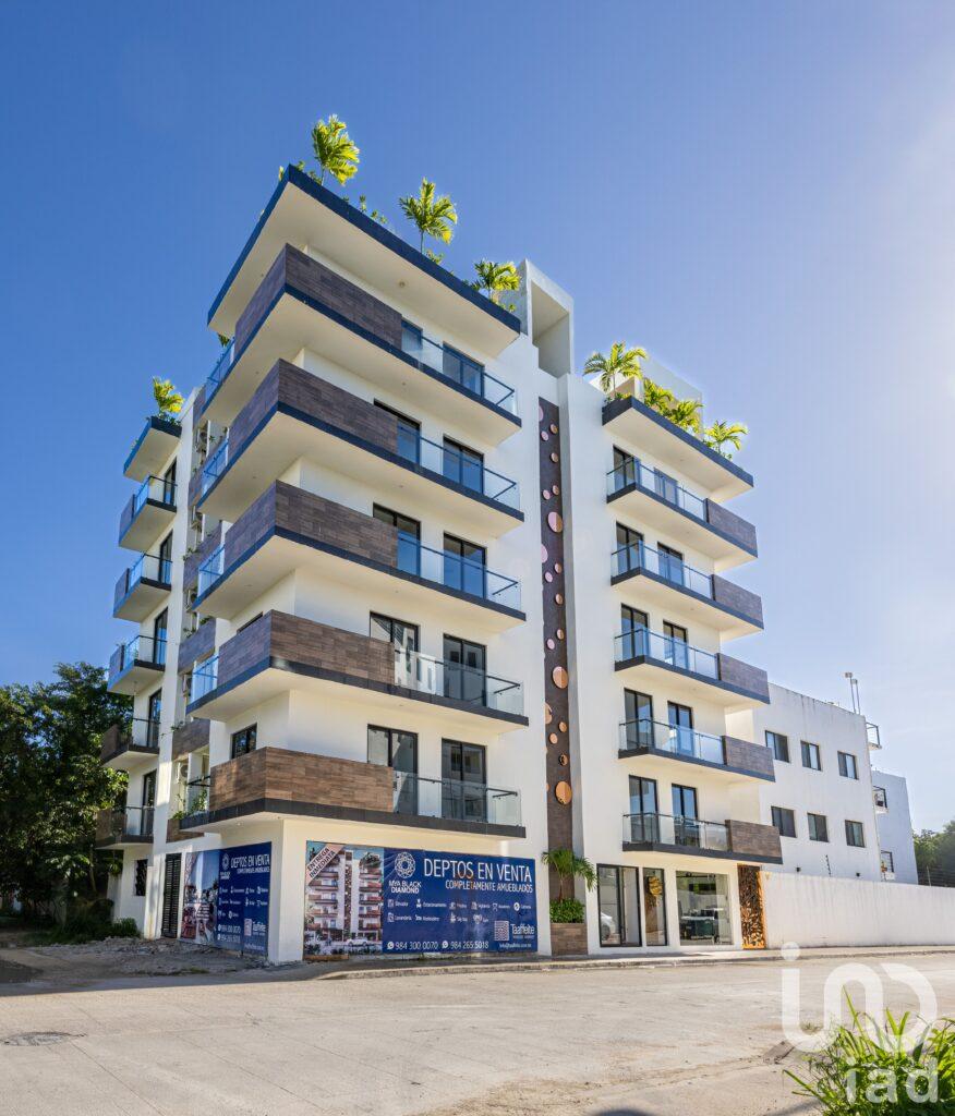 DEPARTAMENTOS AMUEBLADOS Y EQUIPADOS EN VENTA EN PLAYA DEL CARMEN, COL. EL PEDREGAL