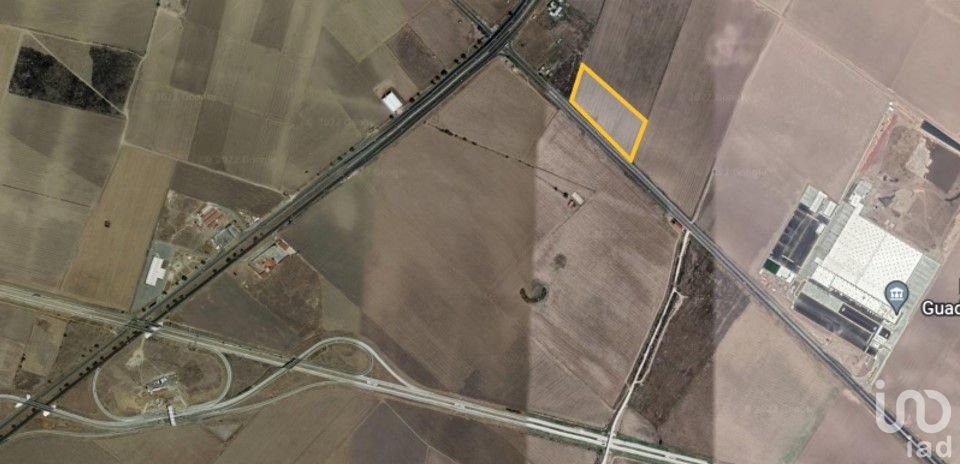 TERRENO A PIE DE CARRETERA A 20 MINUTOS DE PACHUCA