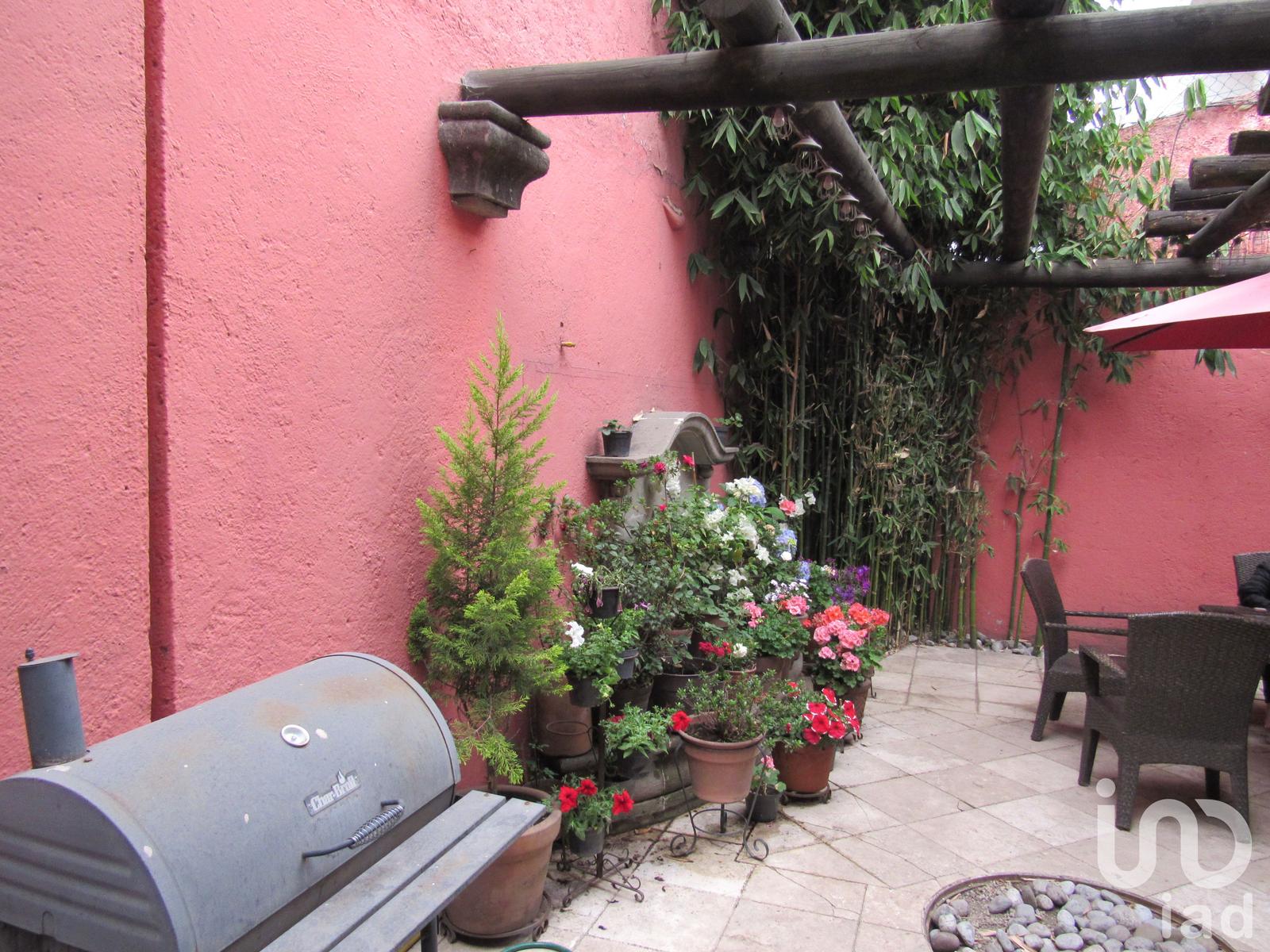 CASA EN VENTA EN JESUS DEL MONTE CERCA DE SANTA FE, CUAJIMALPA