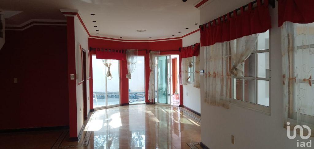 CASA DE 4 RECAMARAS Y ALBERCA EN VENTA EN BOCA DEL RIO, VERACRUZ