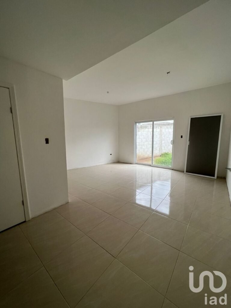 Casa Nueva en Venta en Ciudad Juárez Colonia el Barreal