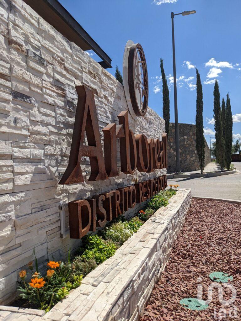 RESIDENCIA EN VENTA DISTRITO ARBOREAL CD. JUAREZ, CHIH