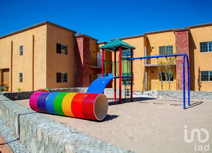 DEPARTAMENTO EQUIPADO EN RENTA, EN COMPLEJO CON ALBERCA Y GIMNASIO, CD JUAREZ