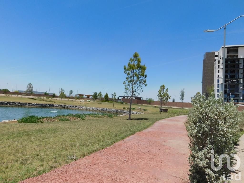 Se vende Lote Residencial frente a lago, construye la casa a tu medida!