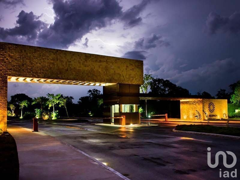 TERRENO EN VENTA EN RESIDENCIAL PRIVADA LA REJOYADA NORTE MERIDA, YUCATAN
