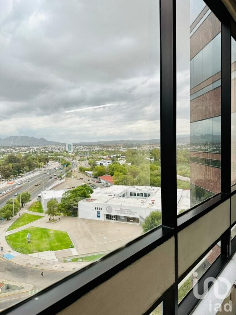 Oficina en renta en Torre Plaza Bosques, Aguascalientes