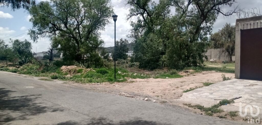 Se vende terreno ideal para  constructores en Pachuquilla, Hidalgo.
