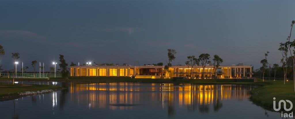 VENTA DE  DEPARTAMENTO DE LUJO EN CABO NORTE - PRIMASELVA, TORRE FAISAN Y VENADO, YUCATÁN