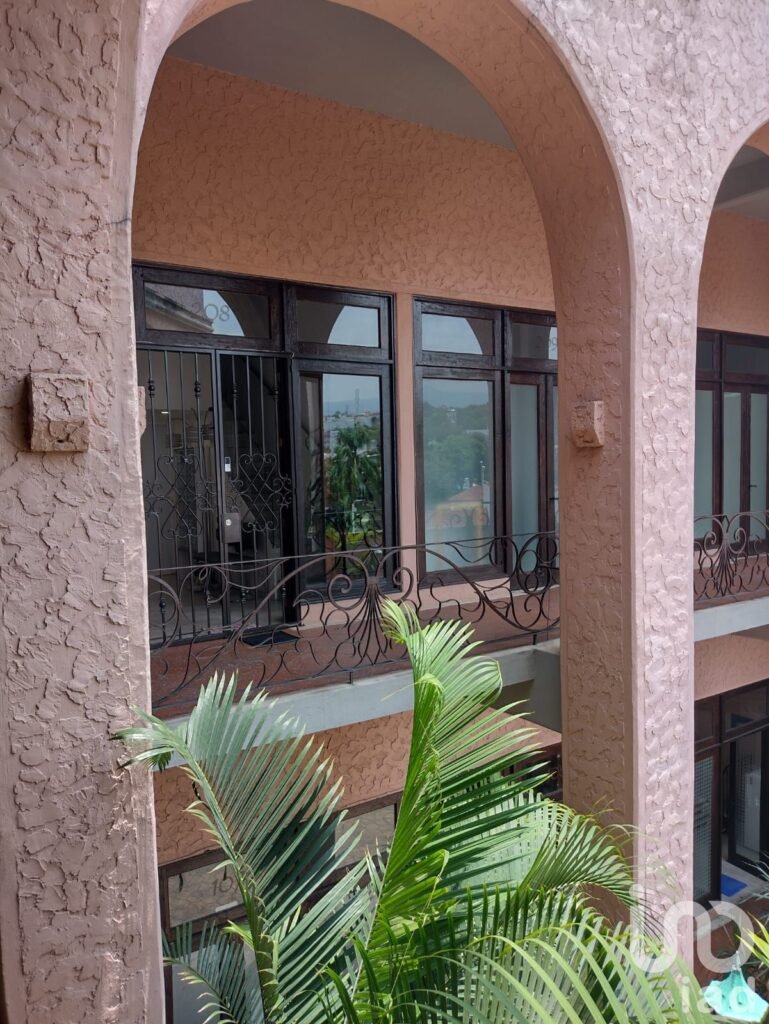 RENTA LOCAL COMERCIAL PLAZA  TEOPANZOLCO EN CUERNAVACA MORELOS