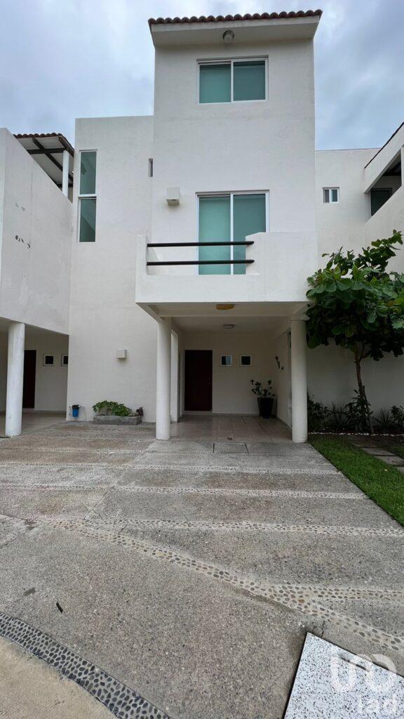 Casa en venta en zona Diamante Acapulco, Guerrero