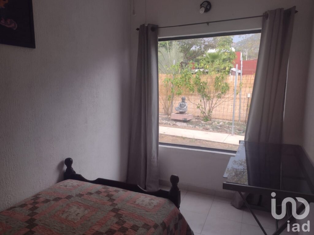 CASA EN VENTA, EN FRACCIONAMIENTO, TEMOACHAN, JIUTEPEC, MORELOS