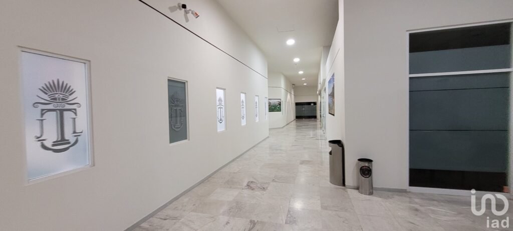 Se renta oficina en centro de negocios de la plaza Costera 125, Acapulco , Guerrero.