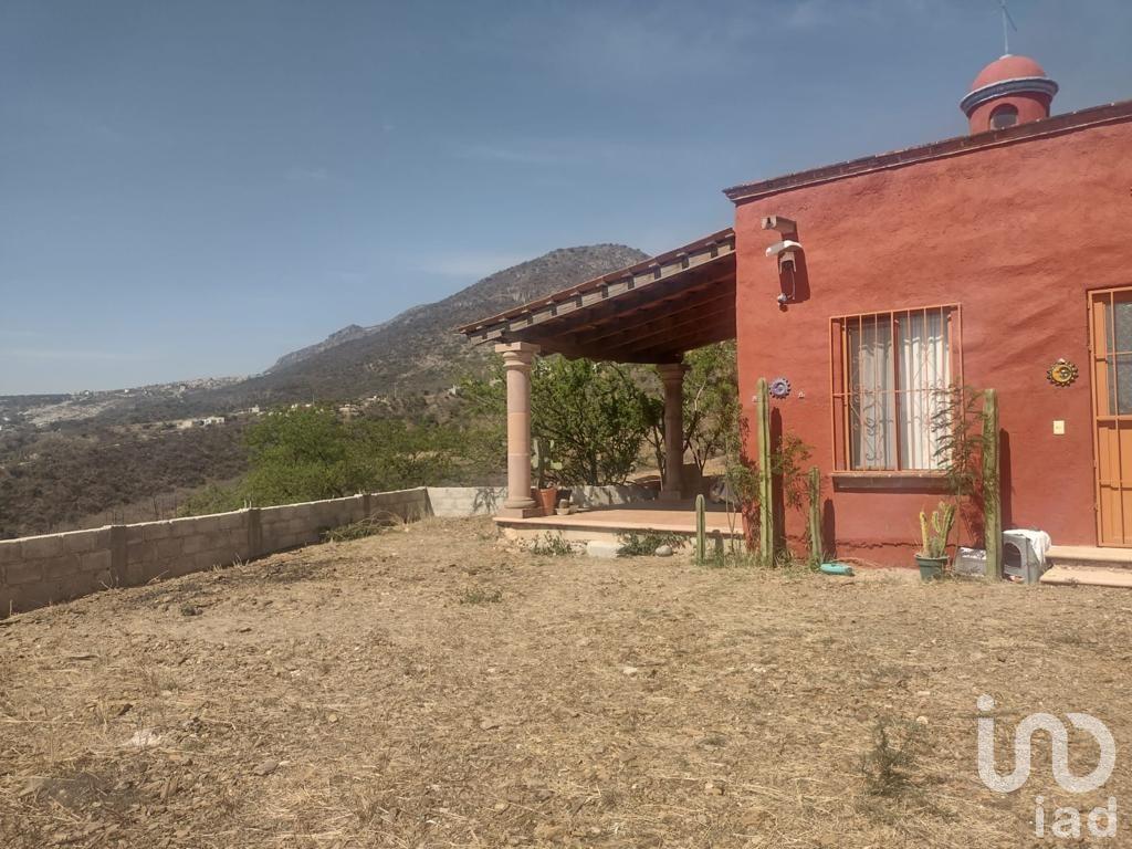 SE RENTA CASA EN PEÑA DE BERNAL