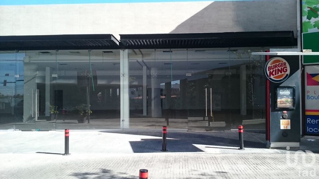 Local comercial en Venta en Plaza Boulevares promocion temporal