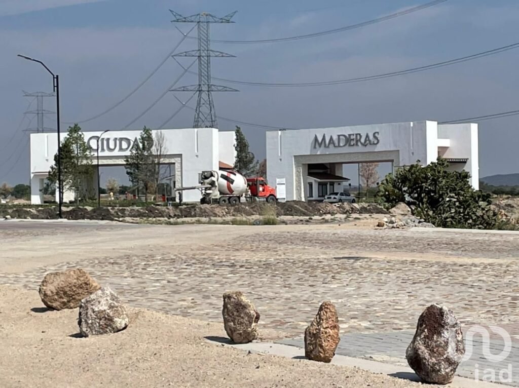 Terreno en Venta en Ciudad Maderas Corregidora