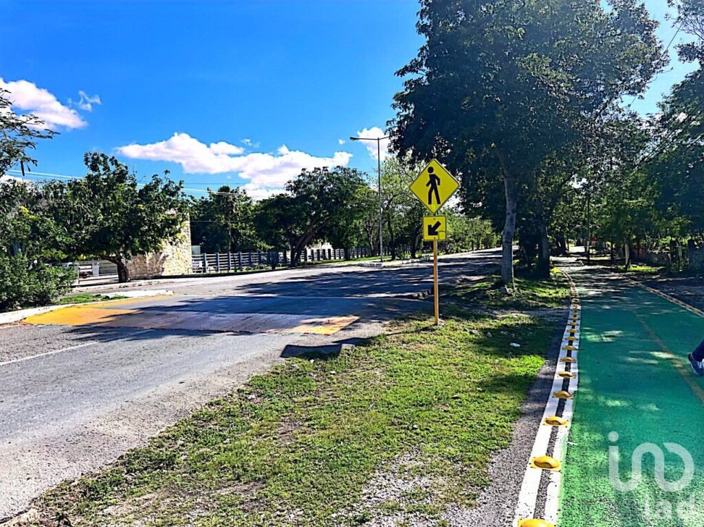 VENTA DE TERRENO EN XMATKUIL EN MERIDA YUCATAN ENFRENTE DE LA FACULTAD DE VETERINARIA