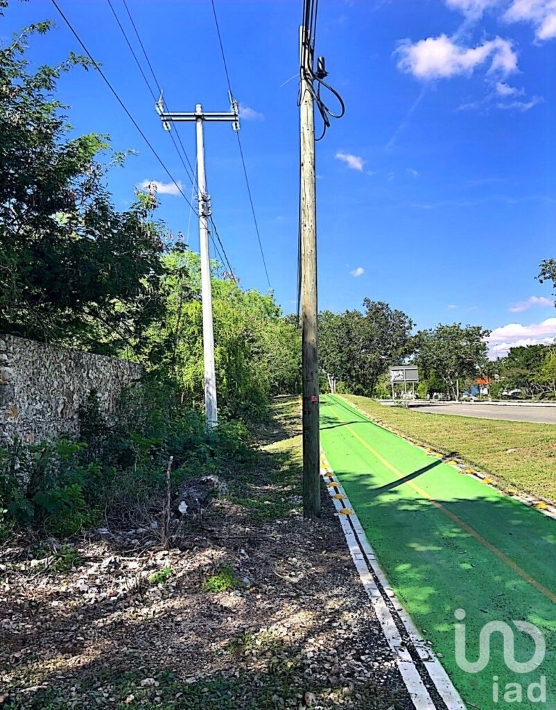 VENTA DE TERRENO EN XMATKUIL EN MERIDA YUCATAN ENFRENTE DE LA FACULTAD DE VETERINARIA