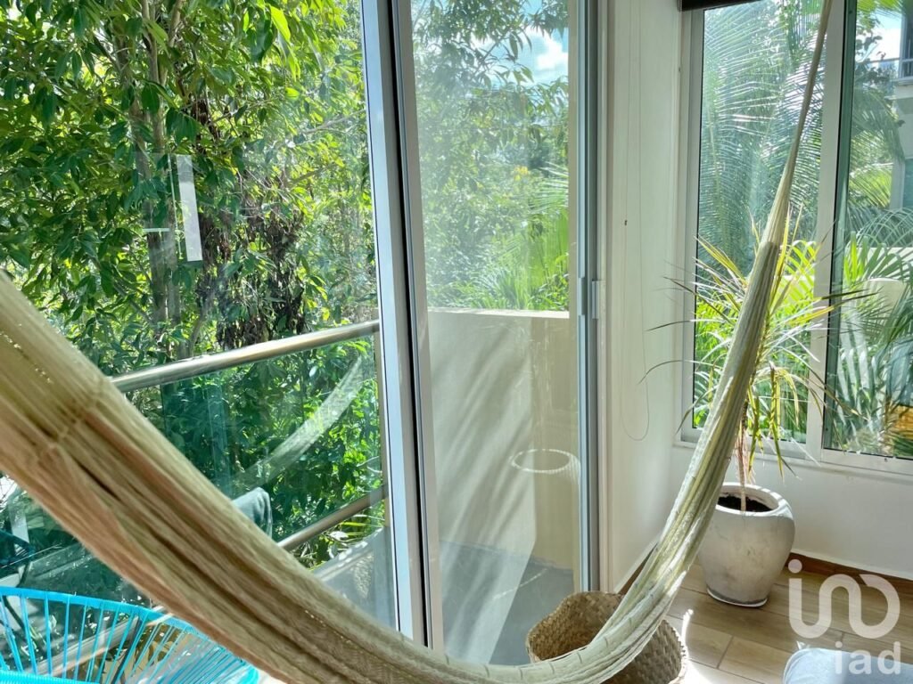 Se vende edificio con 5 departamentos en la Veleta