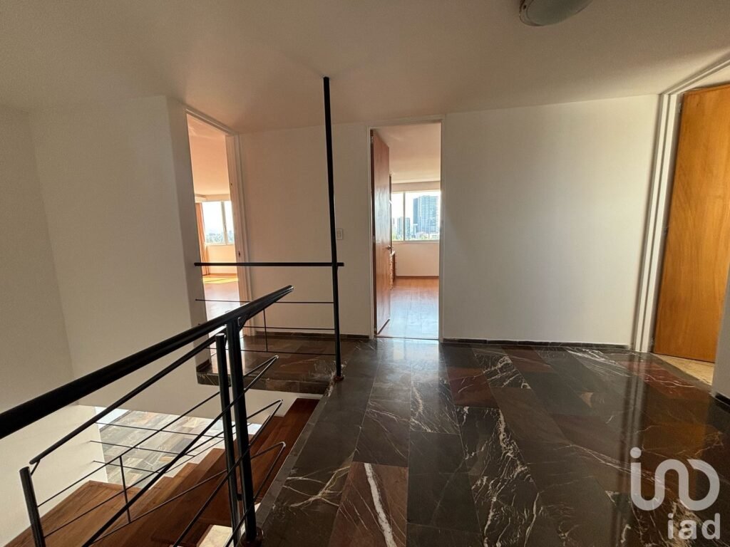 Se renta PH con terraza en Lamartine  sección V Polanco
