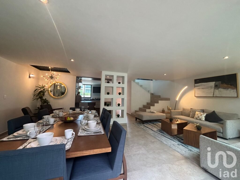 CASA NUEVA EN ZIBATÁ | 3 NIVELES, EQUIPADA CON CLOSETS, CANCELERÍA Y ESPEJOS ILUMINADOS