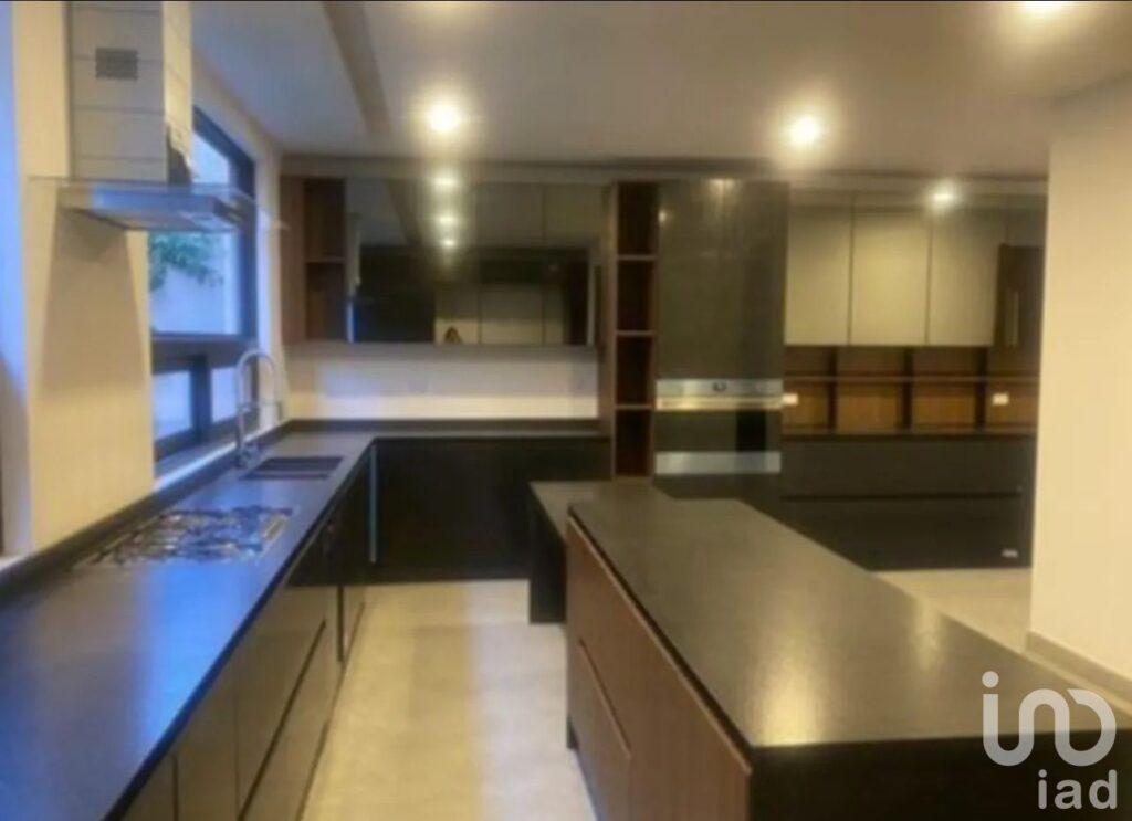 CASA EN VENTA EN BOSQUE REAL