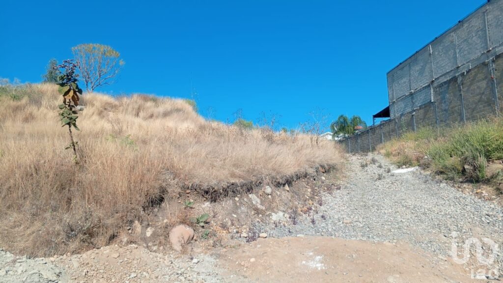 Terreno en Venta, A un Costado de la Lateral Atlixcáyotl