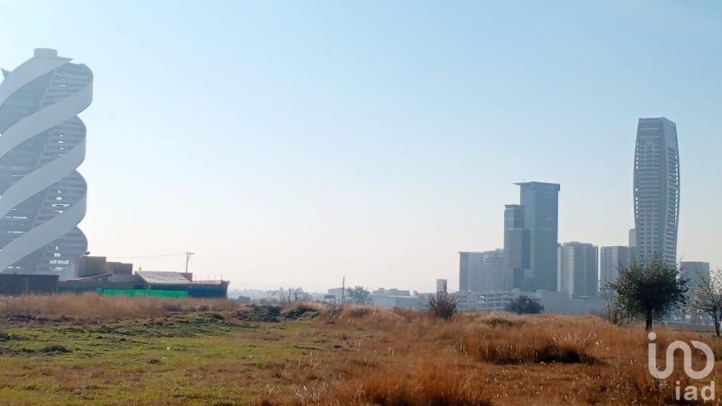 Terreno en Venta en Tlaxcalancingo, Cerca de Caseta de Cobro Atlixcáyotl