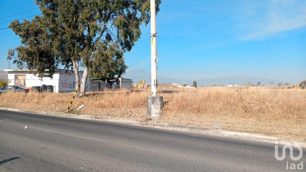 Terreno en Venta, en la Entrada de Santa Clara Ocoyucan