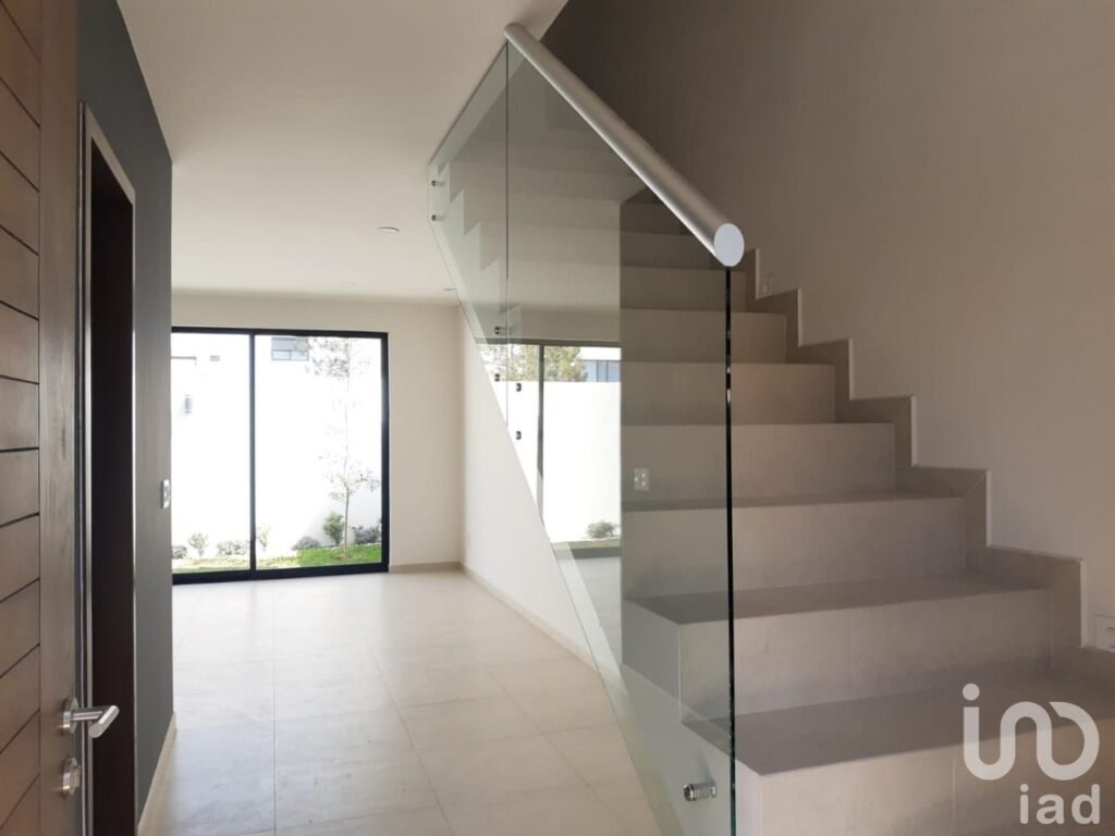 Casa en renta en Solares, con Roff Garden, Zapopan, Jalisco