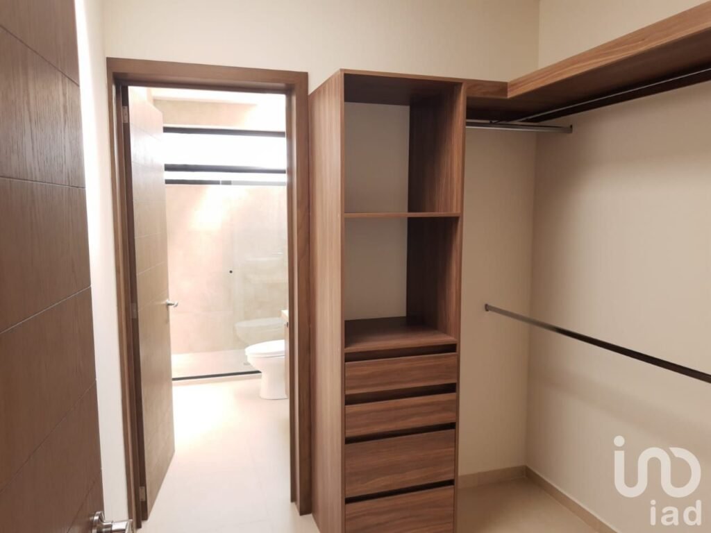 Casa en renta en Solares, con Roff Garden, Zapopan, Jalisco