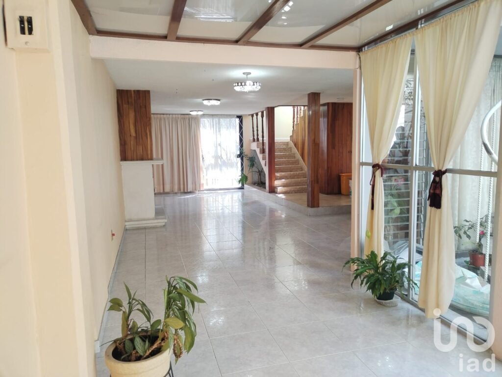 Vendo Casa en Lomas de Santa Cruz, Lomas Verdes