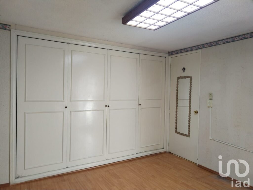 Vendo Casa en Lomas de Santa Cruz, Lomas Verdes