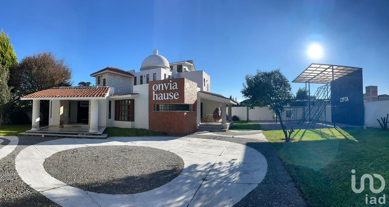 Hermosa casa con uso de suelo mixto