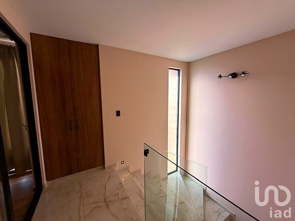 VENTA DE CASA NUEVA CON ACABADOS PREMIUM A TRES MINUTOS DE ZEREZOTLA