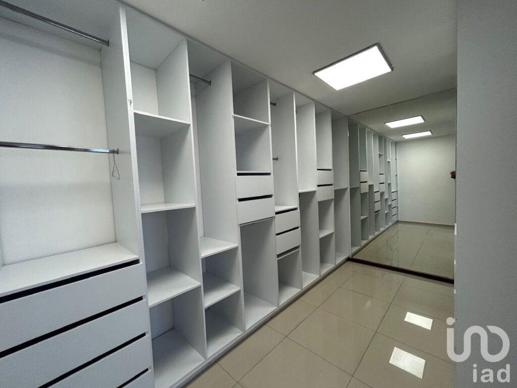 Casa en venta en condominio en Delicias Cuernavaca